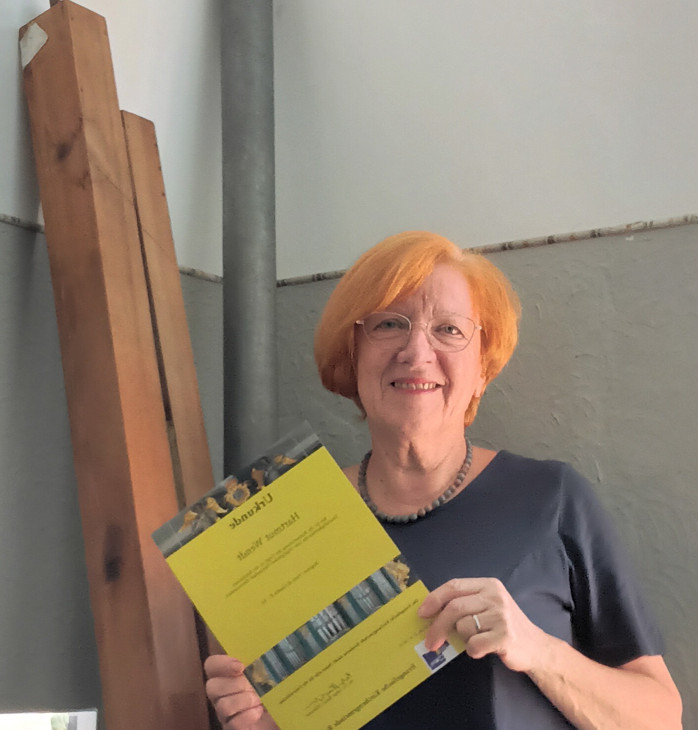 Töpelmann mit Urkunde 2023